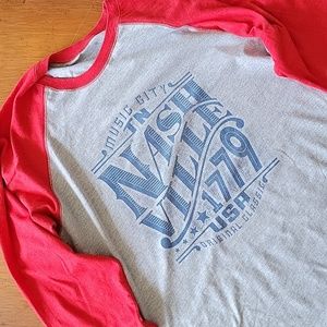 Retro raglan tee, men's large, Nashville, red and gray